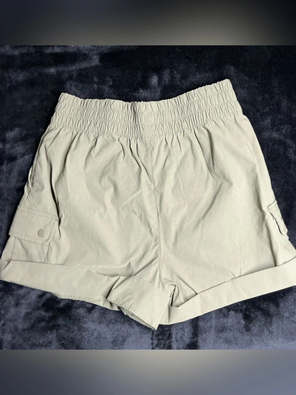 Mondetta Men's Cargo Shorts in Olive Green